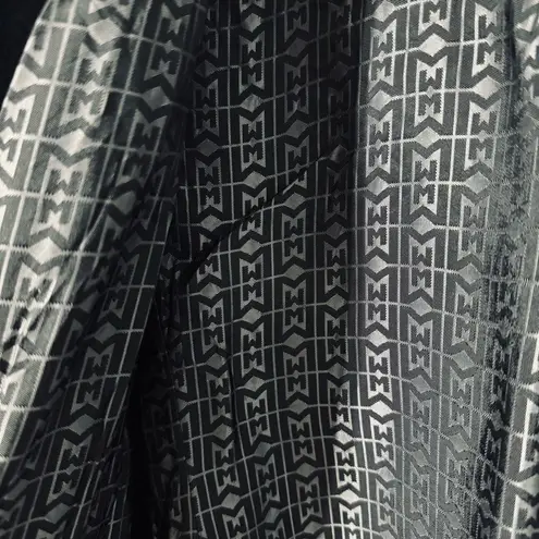 Max Mara Black Single Breasted Lapel Collar 100% Virgin Wool Blazer Sz 8 Italy