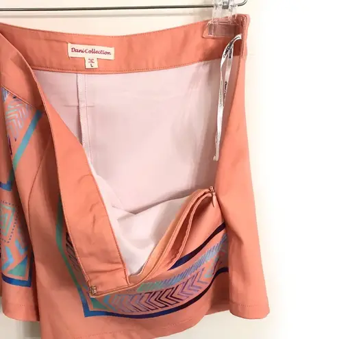NWOT Dani Collection Geometric Print Shorts Size Large Orange