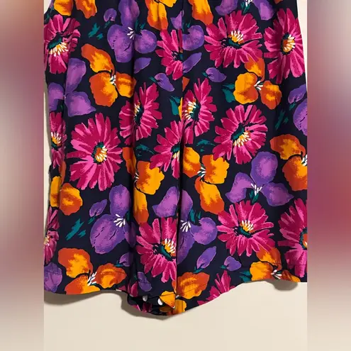 EUC Chaus Vintage Black & Purple Floral Polka Dot Rayon Shorts size 14 White