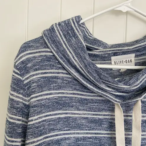 Olive & Oak EUC women’s Lidy hi-low blue white thin knit cowl neck top large