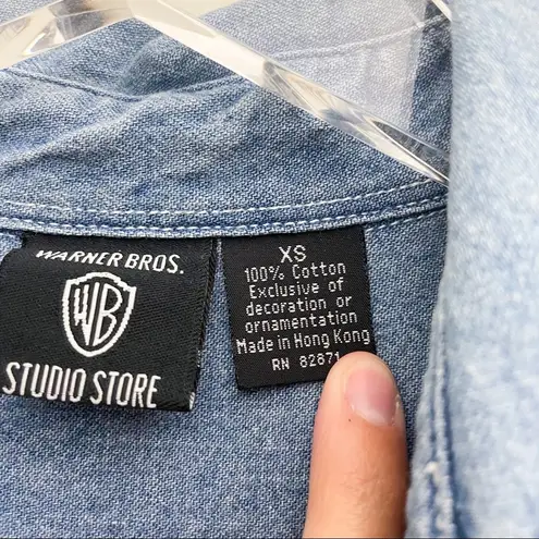 Vintage Warner Bros Daffy Duck Chambray Button Up Size XS