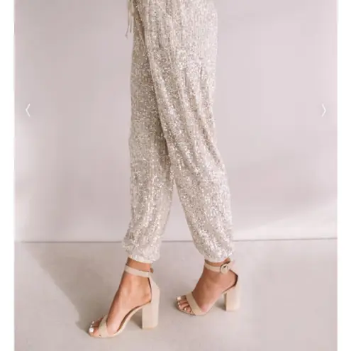 Women's Champagne Sequin Joggers sz medium Gold