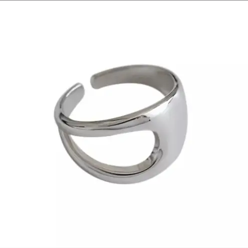 Boutique NEW Polished 18k White Gold Geometric‎ Ring