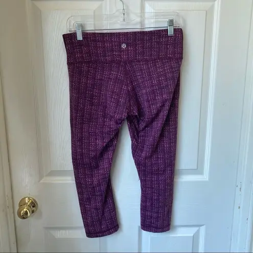Lululemon  Wunder Under Ziggy Wee August Glo Crop Size 6 - Image 7