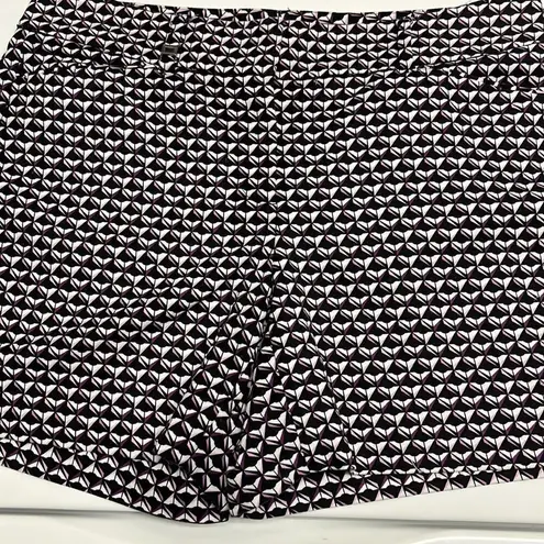 White House | Black Market  Abstract Print Short 4 Pocket Clasp Zip Shorts- Size 6