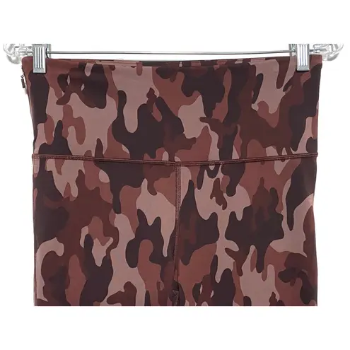 GapFit Eclipse Sky High Rise Leggings M Burgundy Camouflage Athleisure Gym Yoga