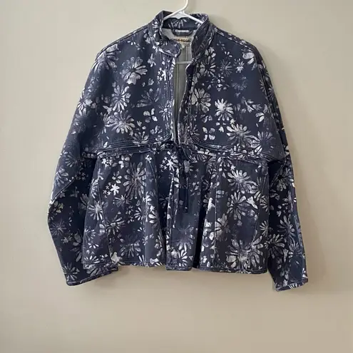 Free People NWOT    Lua Bed Jacket