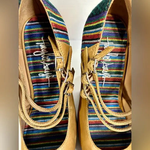 Taylor Says Hispanic Heritage Inspired Heelless Platform Light Brown Chili 7M Tan Size 7