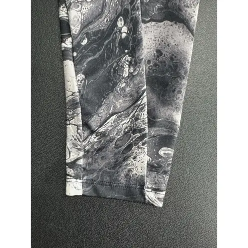 Zone Pro Woman’s leggings Size Medium