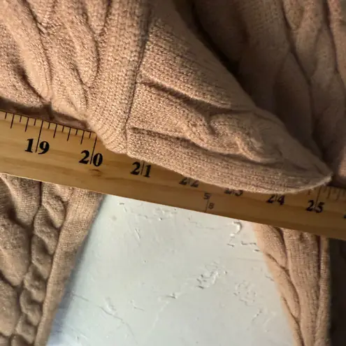 Cyrus Women's Cable Knit V Neck Button Front Cropped Cardigan Sweater Size M