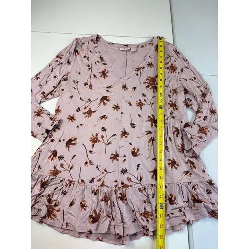 LOGO By Lori Goldstein LOGO Lori Goldstein Women's Floral Print V-Neck Ruffle Hem 3/4 Sleeve Top