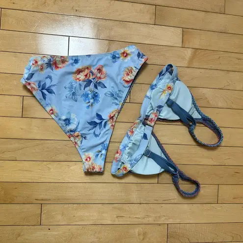 Cupshe Blue Rose Triangle Bikini Top & Standard Bottoms Set Size Medium - Image 8