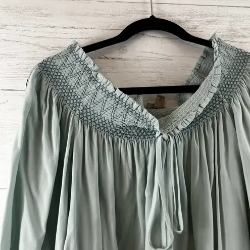 Holding Horses Blue Rosario Smocked Top Size S