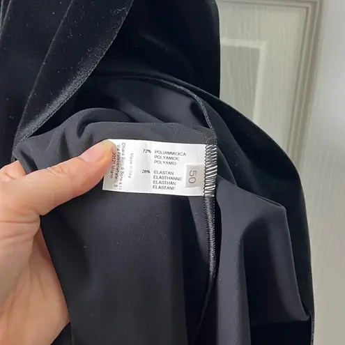 Chiara Boni  Black Velvet Agapios Floral One-Shoulder Long Sleeve Sheath Dress 14