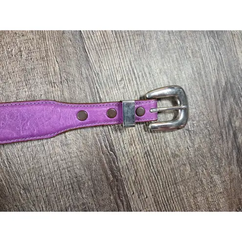 Vintage Handmade Stamped Women's Bright Purple Western Belt Small 28