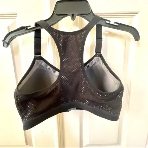 Wacoal  grey and black padded front zip sports  bra