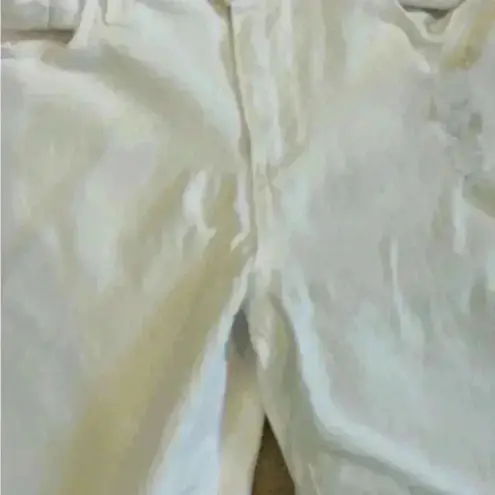 Paige  skyline ankle peg white distressed jeans in size 28