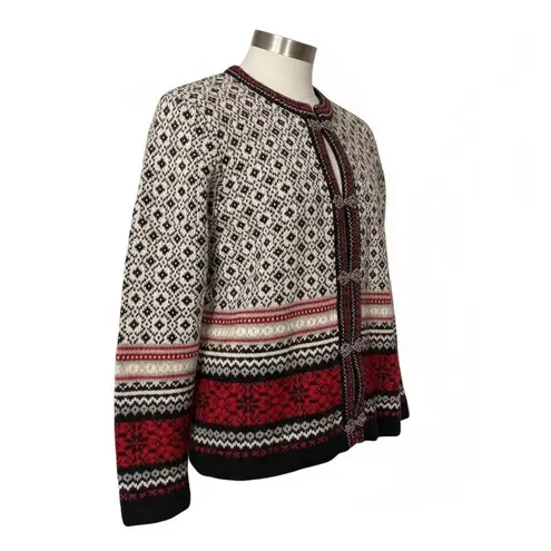 Vintage SKYR Norway Wool Cardigan Nordic Pewter Clasp Selbu snowflake medium Red