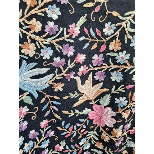 Elegant Floral Embroidered Blazer Jacket Black Multi