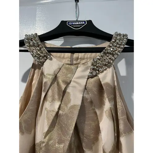 Eliza J . Women's Maxi Dress Sleeveless Embellished Neckline Gold Floral