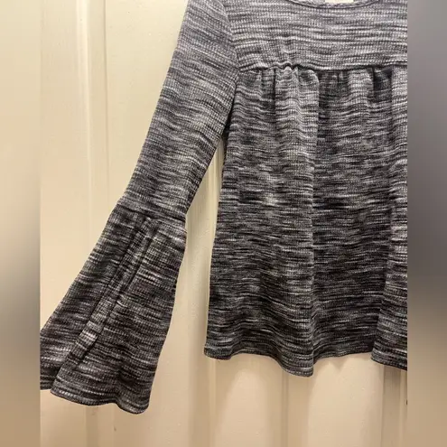 Knox Rose  womens long sleeve black white bell sleeve top