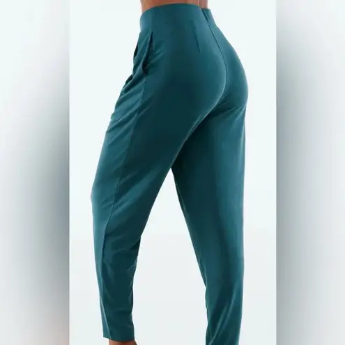 Fabletics  Knit Tapered Pants, size XS