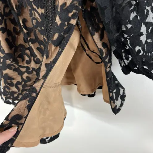 Adelyn Rae Black Lace Top Lined Womens Size Medium Feminine Classy Side Zip