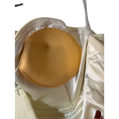 Clarisse Pale Yellow Strapless Jeweled Waist Sweetheart Prom Dress Women Sz 4