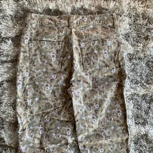 Gloria Vanderbilt Vintage High Waisted Light Wash Tan/Beige Earth Tones Floral Pattern Stretchy Jeans Pants