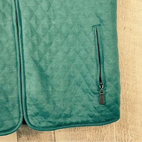 Talbots  Size Medium Lightly Quilted Zippered Front Vest w/Zippered Pocke…