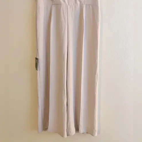 Le chateau Lé Cháteau Pantsuit