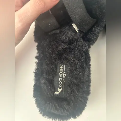 Women’s Koolaburra by Ugg Black slippers size 8