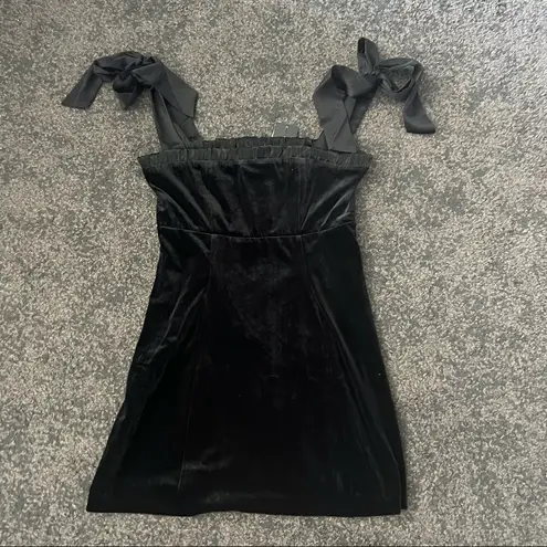 We Wore What Danielle Bernstein shoulder tie velvet dress