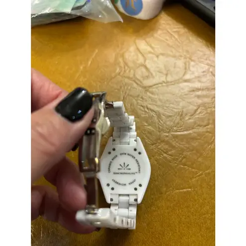 Women's Isaac Mizrahi Live White Ceramic Watch
