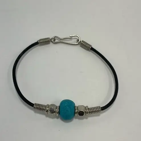 Teal Turquoise Color Bead Bracelet