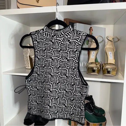 Maeve Anthropologie Maria Black White Geo Knit Sleeveless Mockneck Crop Sweater