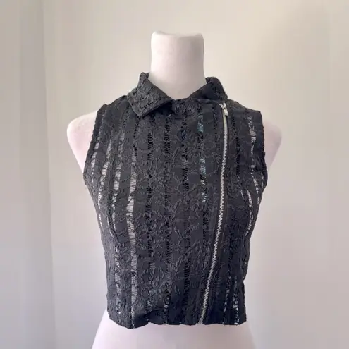 Black Lace Floral Embroidered Full Zip Collared Cropped Vest Size XXS
