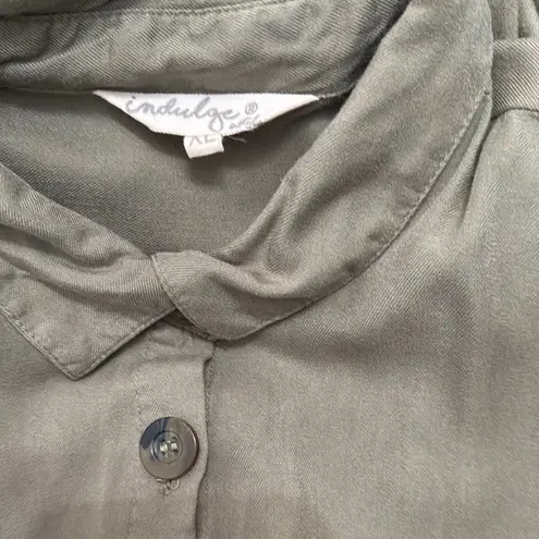 Indulge Green Buttoned Tie Front Dress 3/4 Sleeve