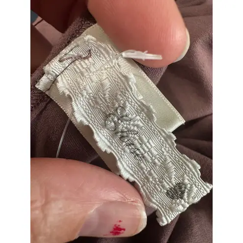 Eloise Seamless Tank Top Brown V Neck Sleeveless Basic Everyday Layering Size S