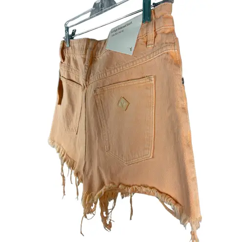 Abrand Jeans Urban Outfitters High Relaxed Frayed Hem Shorts in Peach Size 30‎ Pink