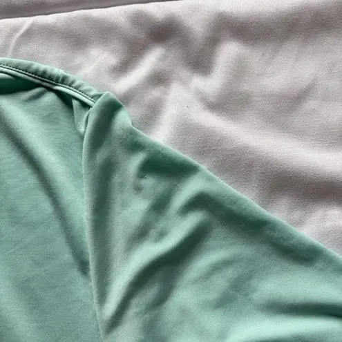 Peter Millar Womens Size Medium Lightweight Quarter Zip 1/4 Pullover Green Golf