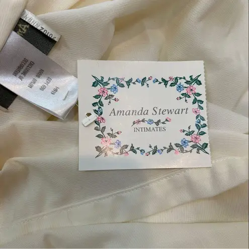 Vintage Amanda Stewart Nightgown Ivory Short Sleeve Lace Trim NWT