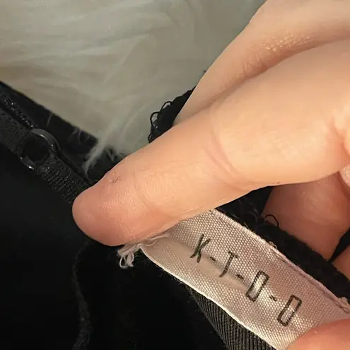 Black Velvet Bodycon V Neck Spaghetti Strap Dress w Red Floral Embroidery 🌹Goth