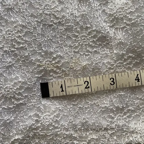 Vintage White Floral Lace Tank Top Square Neckline Size L