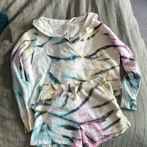 Vintage Havana Tie dye lounge shorts and hoodie set size medium