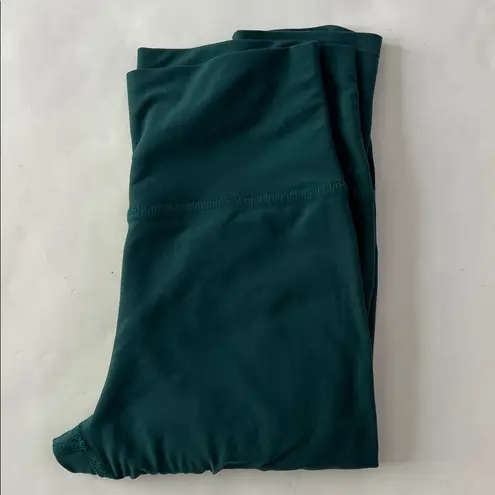 CARBON38 High Rise Leggings in Melt Ponderosa Pine Size M $108 Green Size M