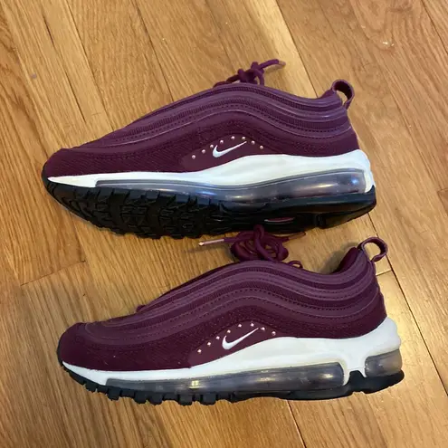 Nike WOMEN’s  AIR MAX 97 SE BORDEAUX