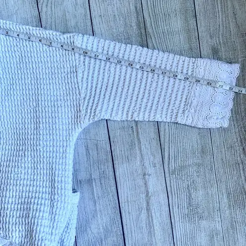 Women’s 100% Cotton White Waffle Knit Robe with Eyelet Accent Trim Size undefined