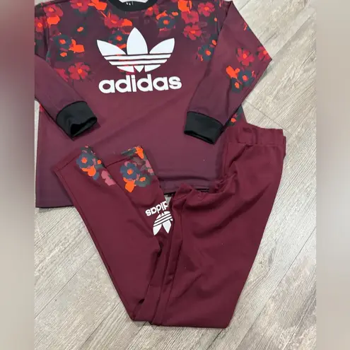 Adidas SALE💐 burgundy floral set ✨