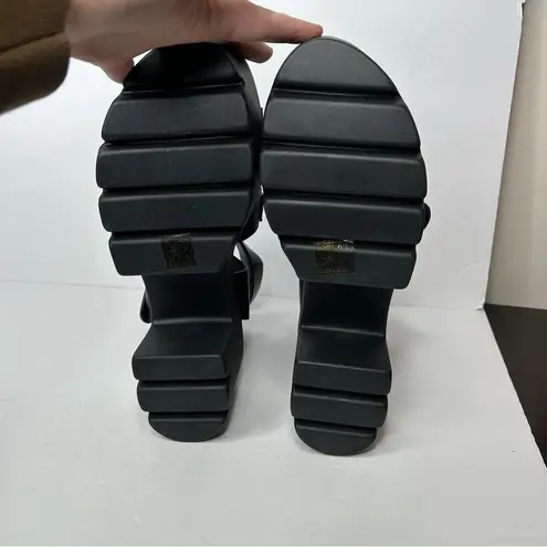 New faux leather Black Chunky Platform Sandals 6 Silver Buckles